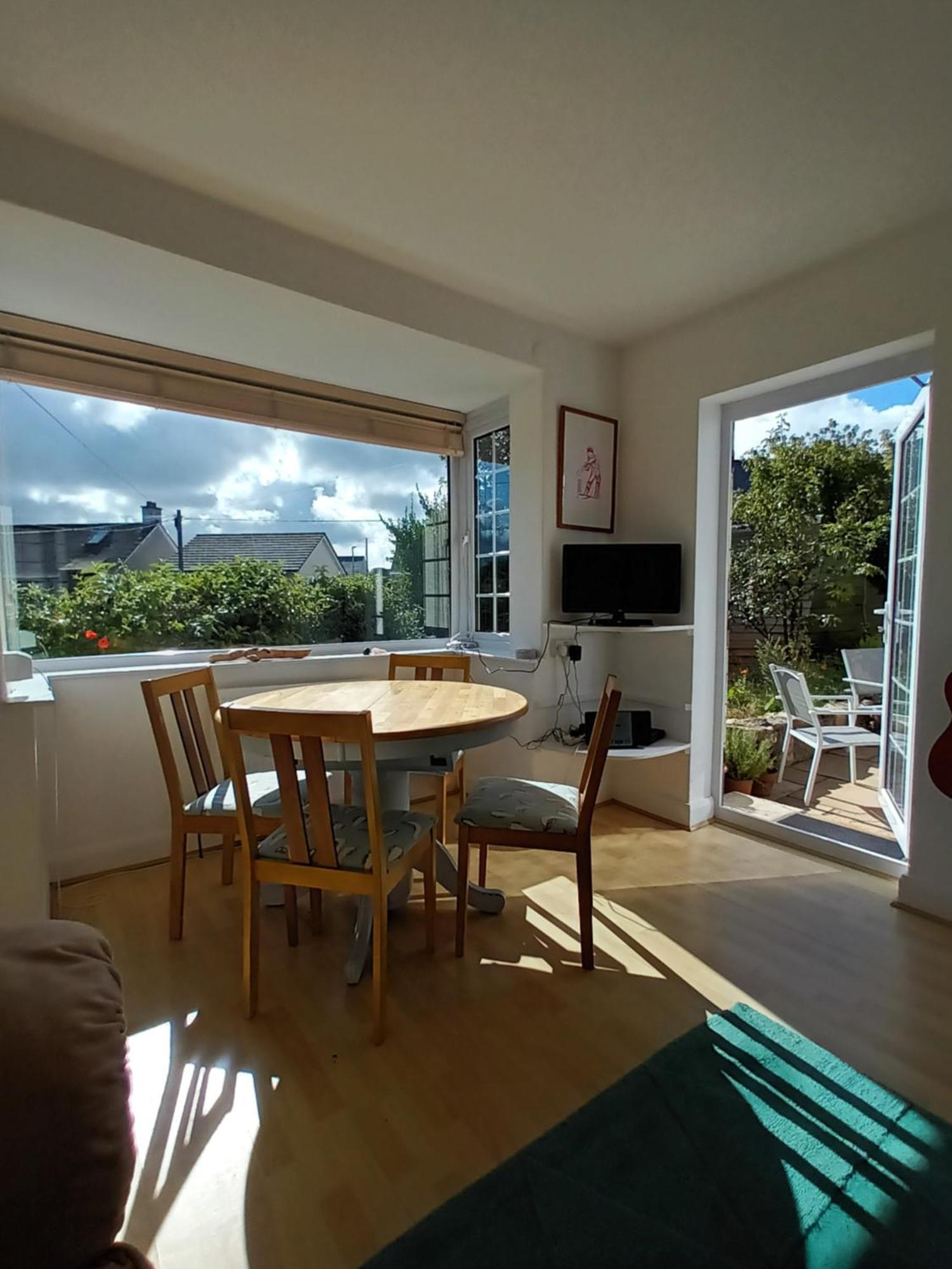 Sunrise! ~ 2 Bedrooms, Garden, Parking, Sea Views St Ives  Luaran gambar